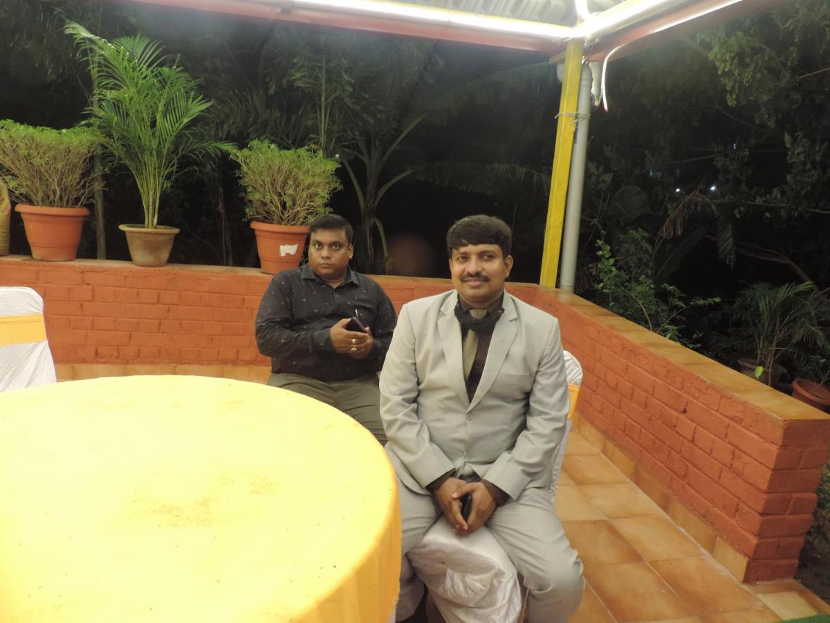 Om Leisure Hotel - Bbsr Bhubaneswar Zewnętrze zdjęcie